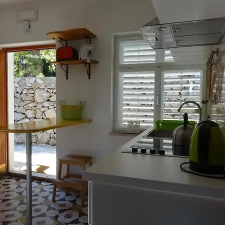 Mar Vista Apartment Primosten