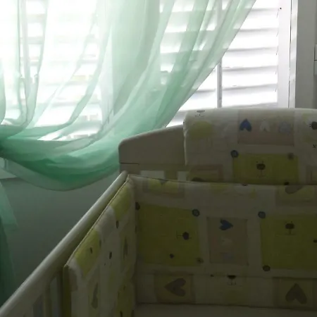 Mar Vista Apartment *